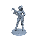 Aria Quickshot | Female Gunfighter | Pinup miniature for Tabletop games like D&D and War Gaming| Dungeons and Dragons Mini | RN estudio